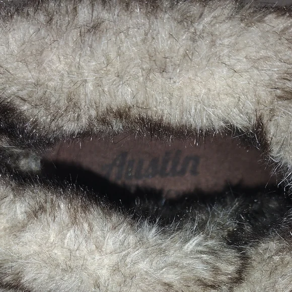 Like New Anklet Boots - Picture 6 of 6